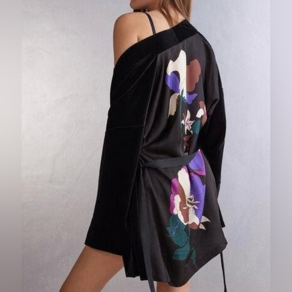 Intimissimi black the game of seduction velvet kimono - Picture 1 of 11